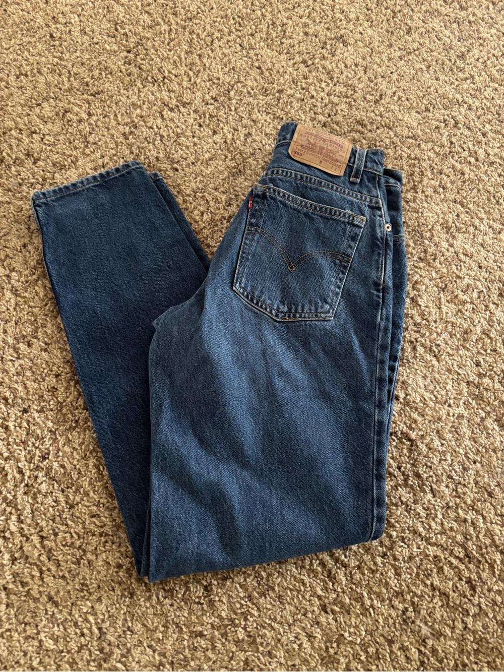 Levi's Women's High-Rise mom Jeans